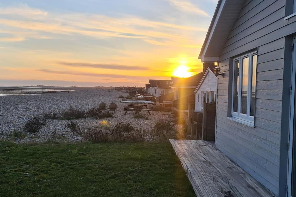 Wow I'M Living On The Beach. Luxury 4 Bed Sleeps 8 Pagham Exterior foto